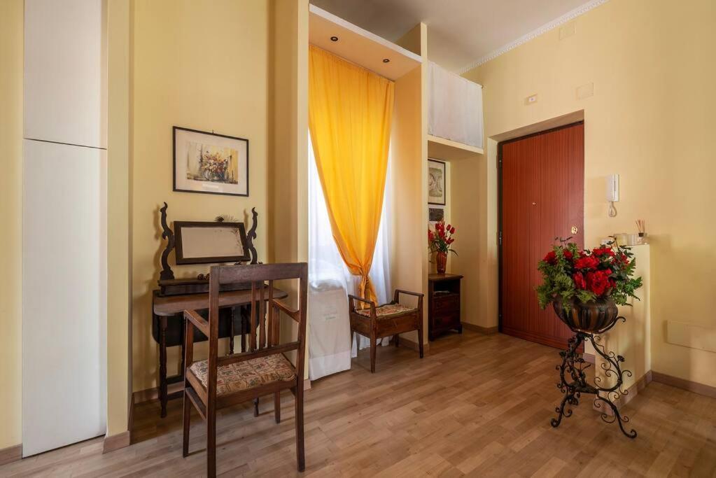 Elegante Appartamento Centrale Rzym Zewnętrze zdjęcie