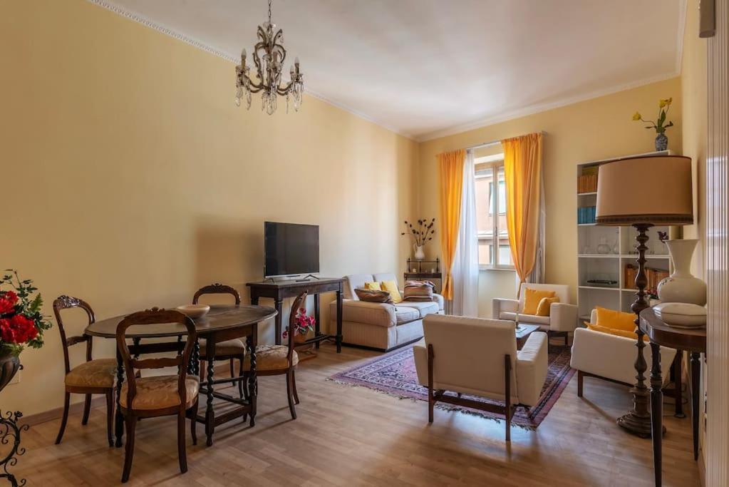 Elegante Appartamento Centrale Rzym Zewnętrze zdjęcie